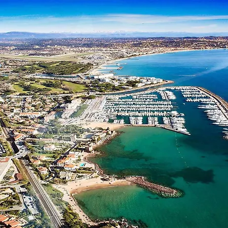 Διαμέρισμα In With Marina Views Mandelieu